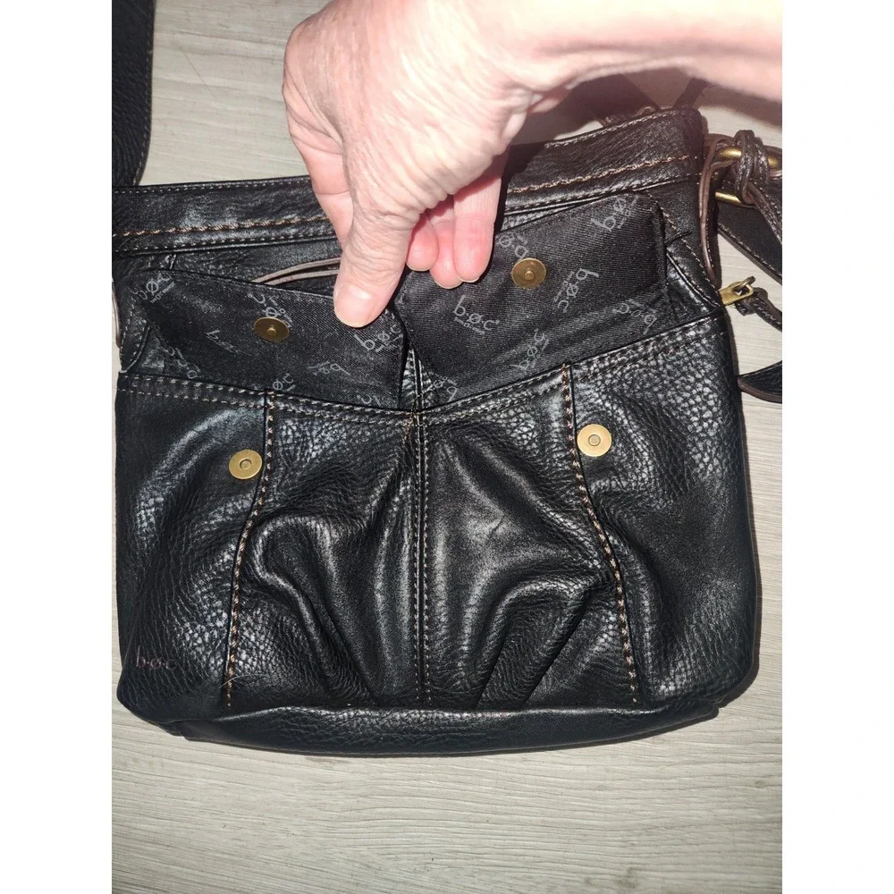 b.o.c. Born Concept Black Pebbled Crossbody‎ Bag Organizer Purse Brass Hardware